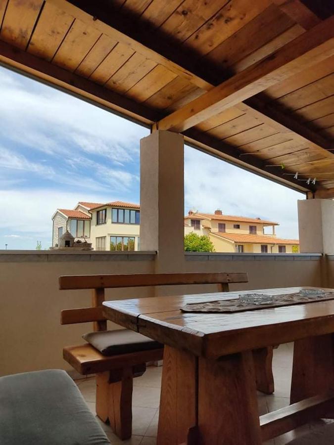 Apartmani Amans Πούλα Εξωτερικό φωτογραφία