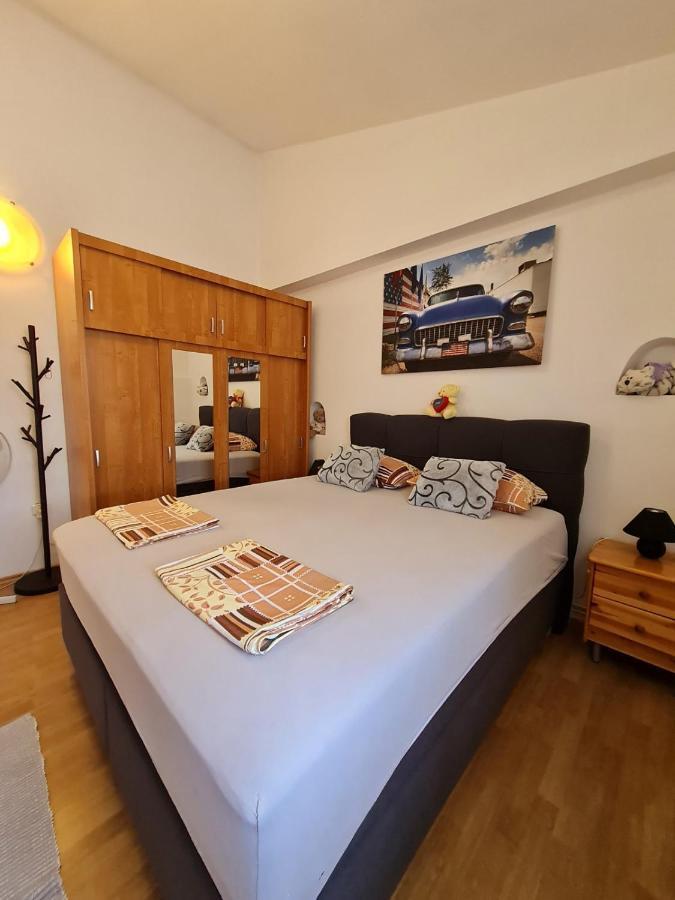Apartmani Amans Πούλα Εξωτερικό φωτογραφία