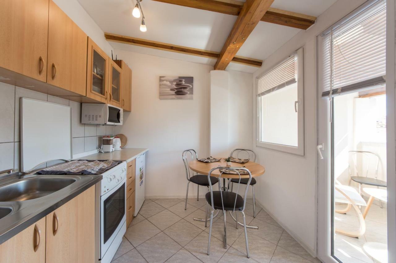 Apartmani Amans Πούλα Εξωτερικό φωτογραφία