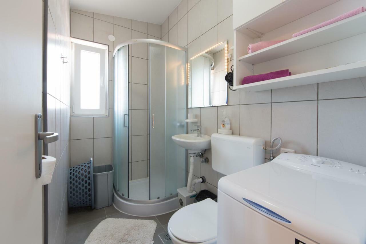 Apartmani Amans Πούλα Εξωτερικό φωτογραφία